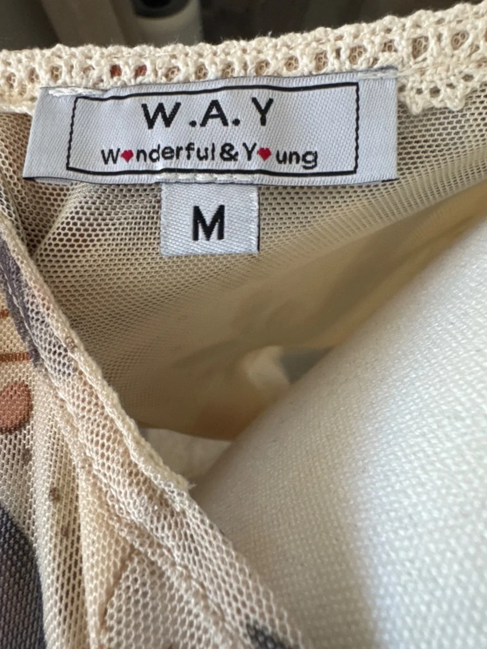 Mesh top - Picture 3 of 3